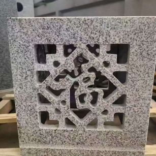 营口 芝麻白花岗岩镂空雕花灯笼