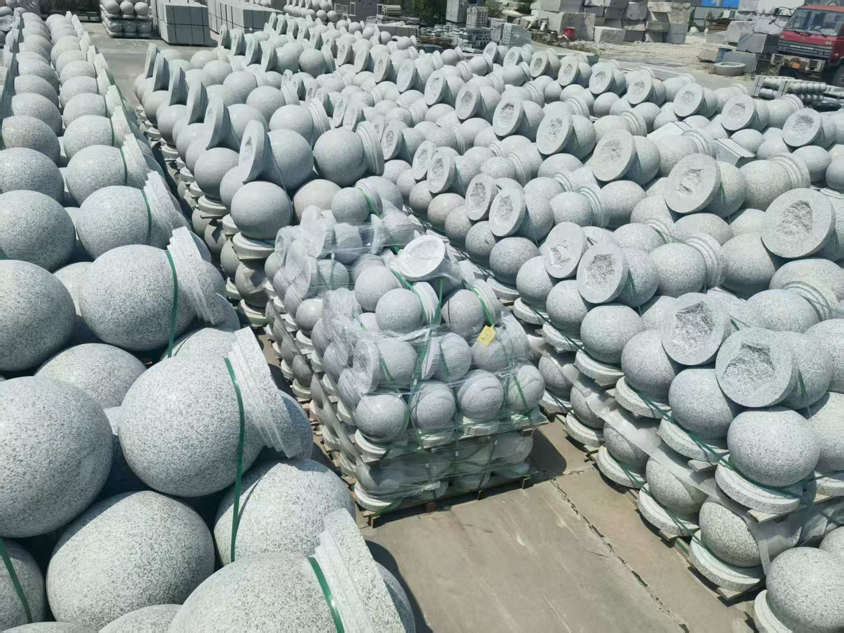 营口 花岗岩实心圆球，石球，挡车球，挡车石，车止石，路障石。