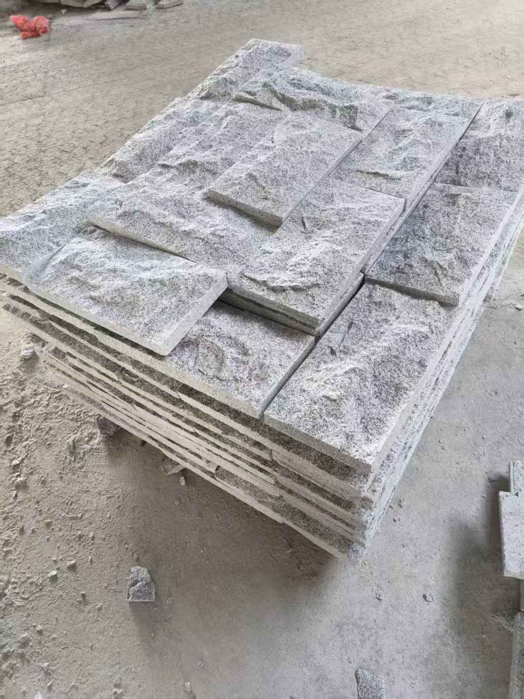 营口 芝麻白蘑菇石、自然面