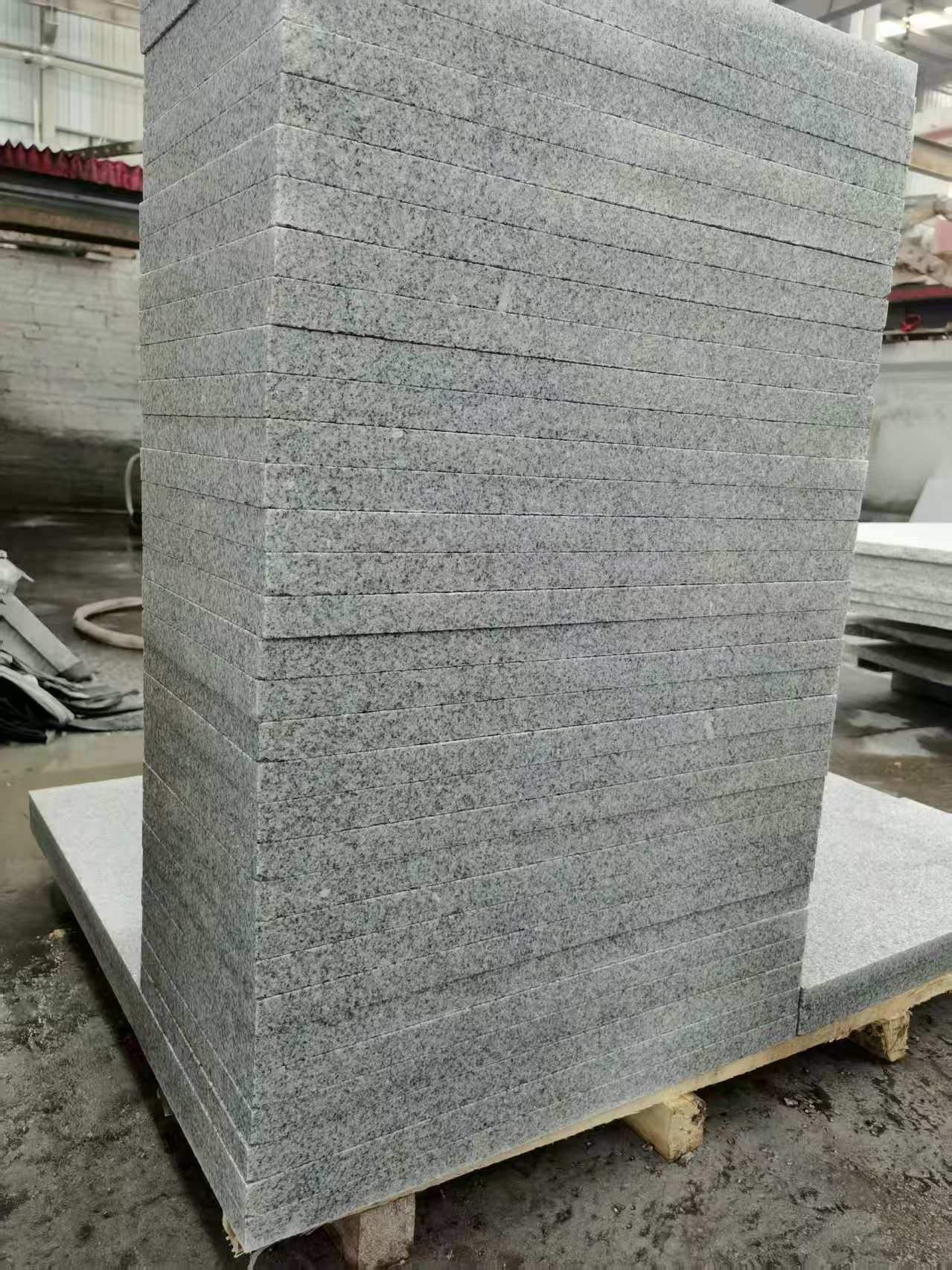 营口 花岗岩 地铺成品300*600，尺寸标准、厚薄均匀